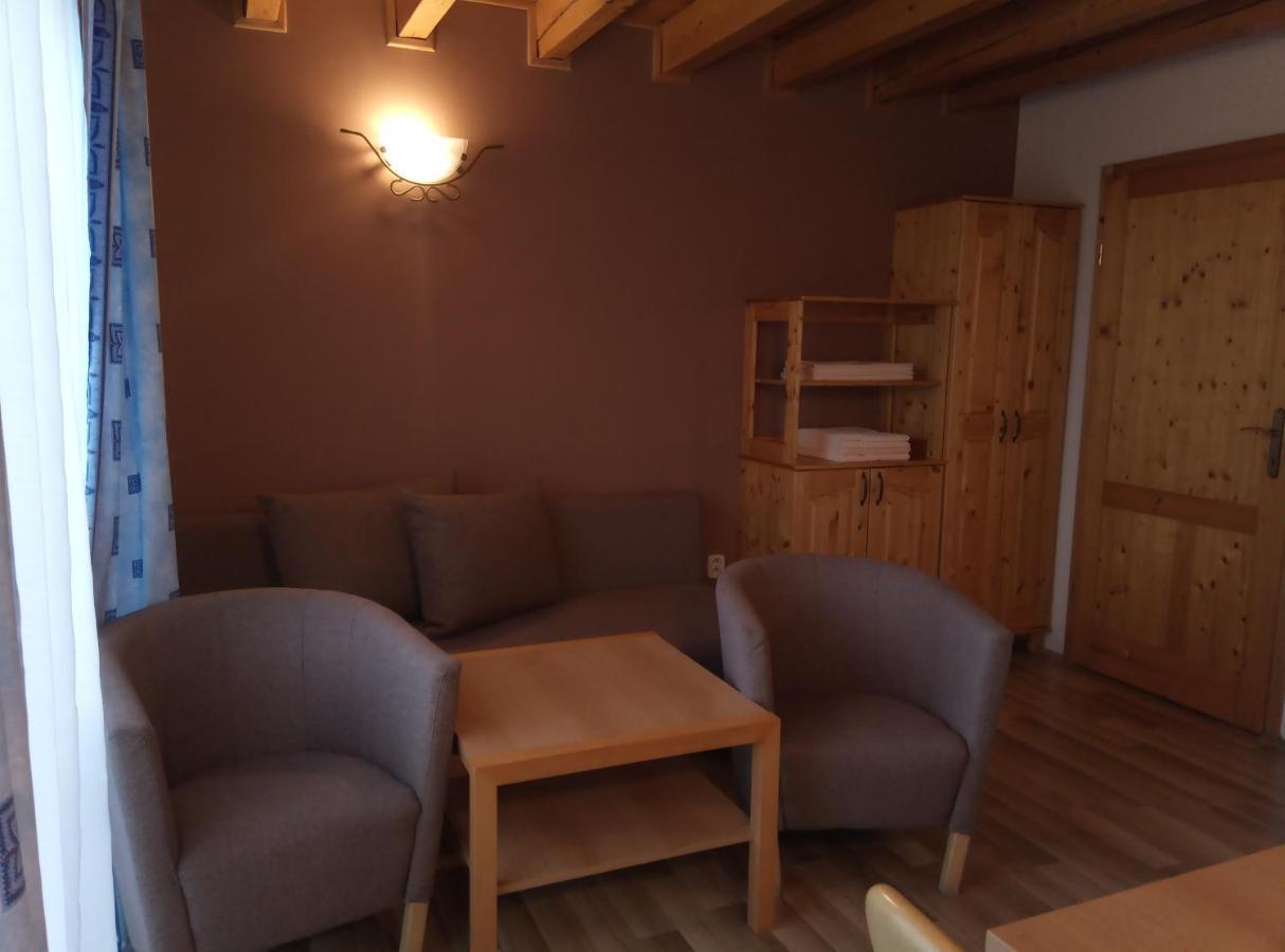 Apartmany Holiday Tatralandia Liptovsky Mikulas Exterior photo